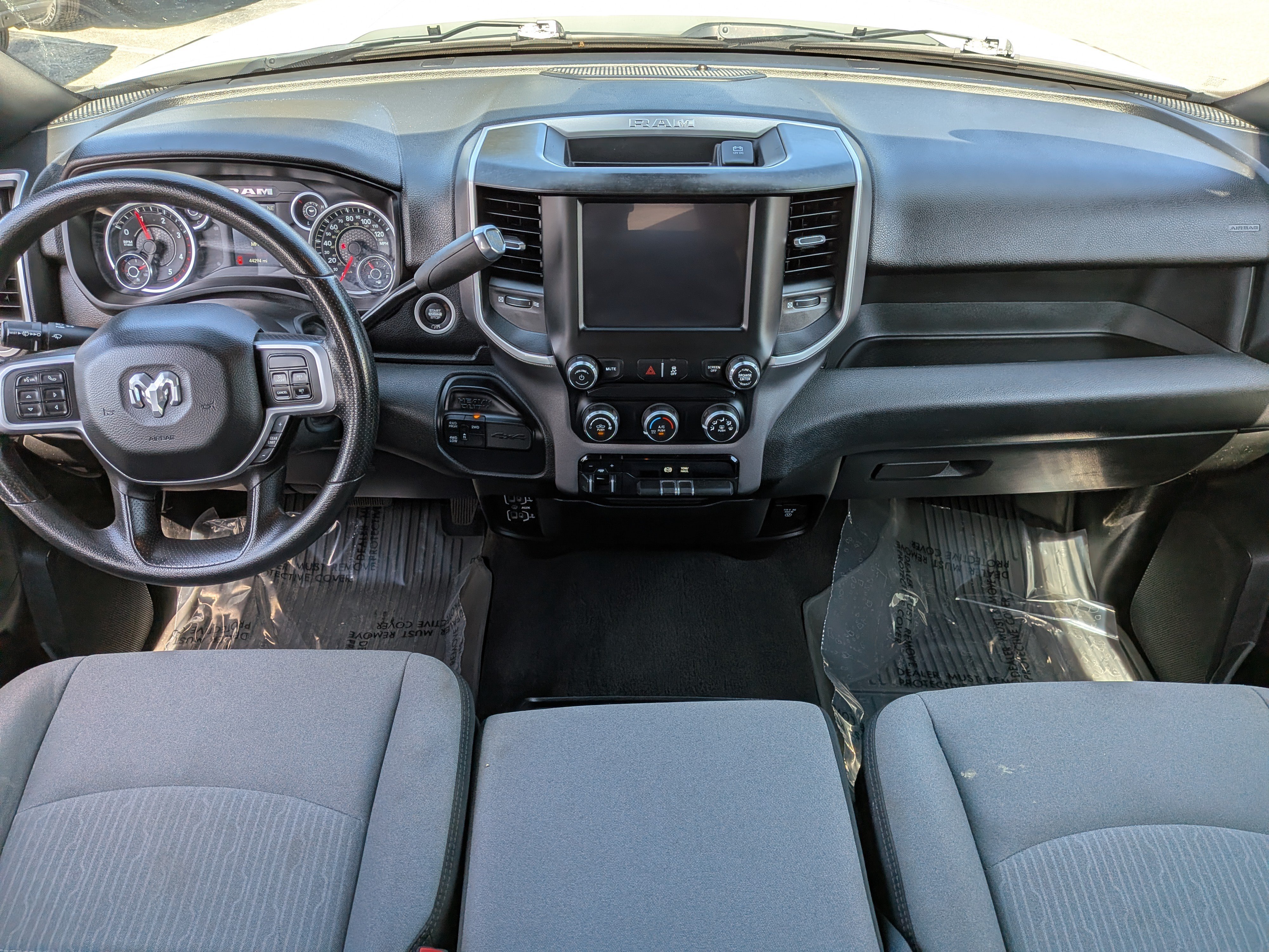 Used 2022 RAM 2500 Big Horn w/ Cold Weather Group AWD/4WD image 15