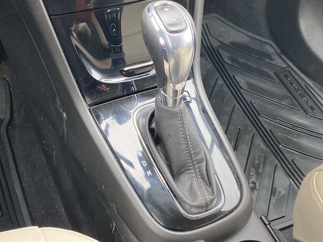 Used 2018 Buick Encore Essence image 16