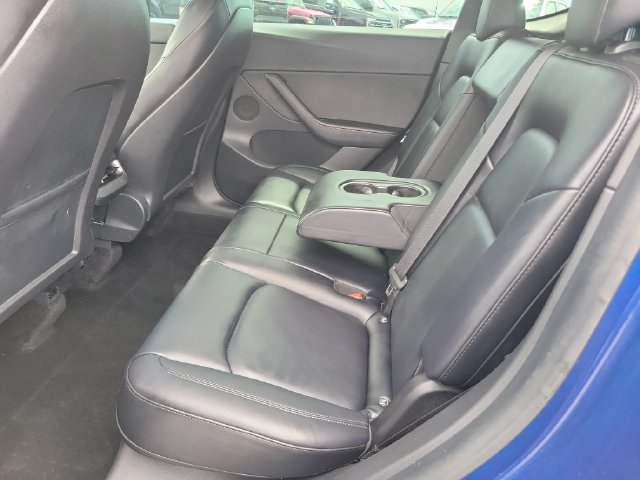 Used 2022 Tesla Model Y Long Range AWD/4WD image 20