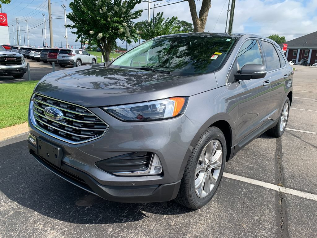 Used 2024 Ford Edge Titanium AWD/4WD image 4