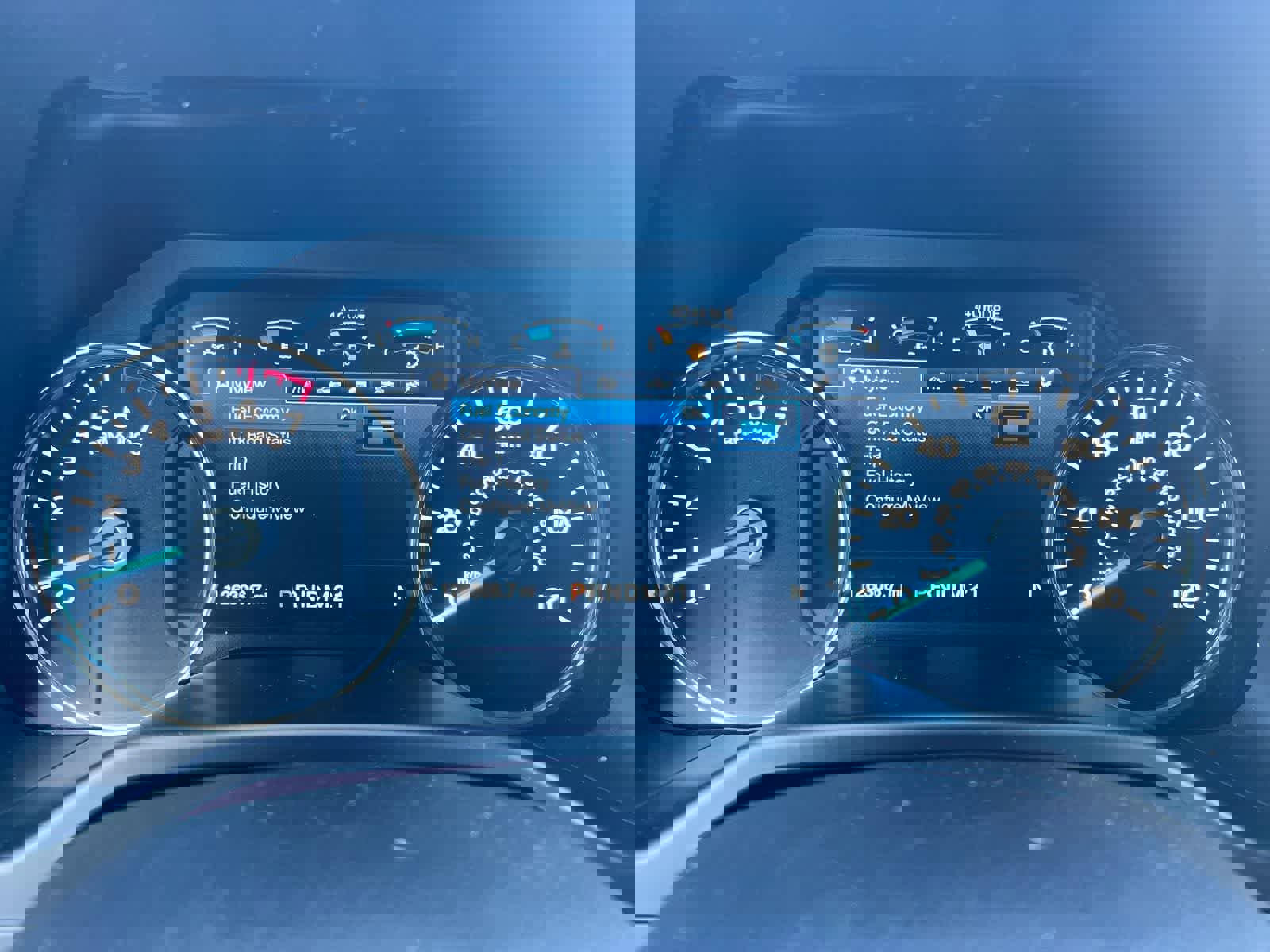 Used 2016 Ford F150 Platinum w/ Equipment Group 701A Luxury image 32