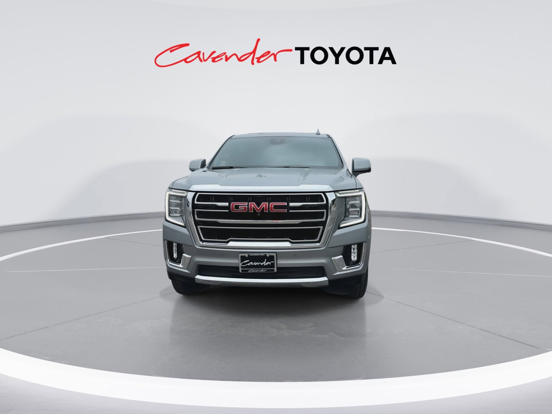 Used 2024 GMC Yukon XL SLT w/ SLT Luxury Package RWD image 3