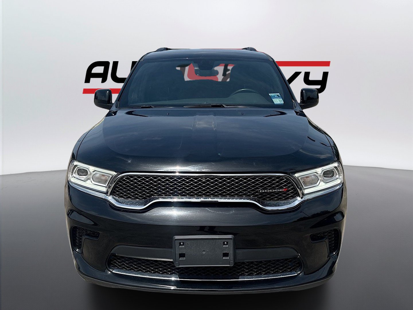 Used 2023 Dodge Durango SXT RWD image 2