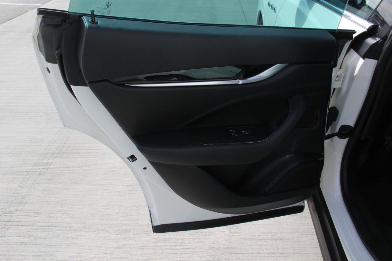 Used 2020 Maserati Levante S image 25