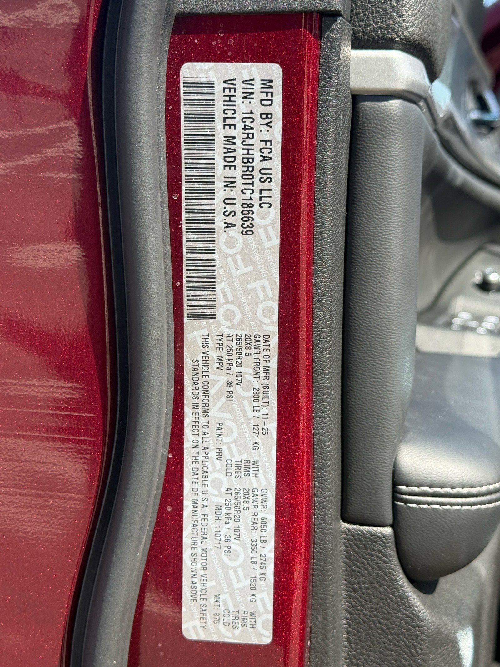 Used 2026 Jeep Grand Cherokee Limited w/ Limited Altitude Package AWD/4WD image 32