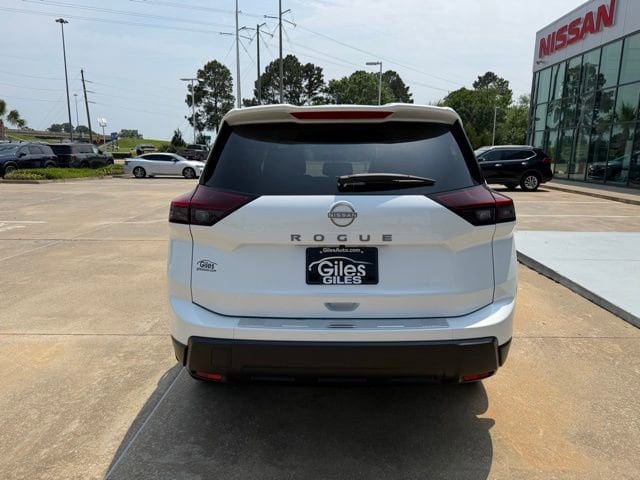 New 2026 Nissan Rogue SV FWD image 4