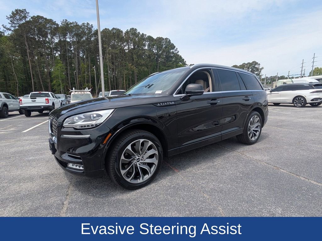 Used 2022 Lincoln Aviator Grand Touring w/ Equipment Group 301A image 8