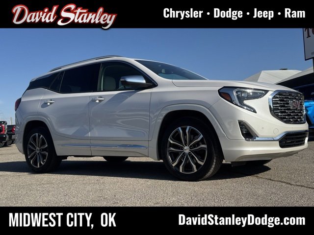 Used 2020 GMC Terrain Denali w/ Denali Premium Package