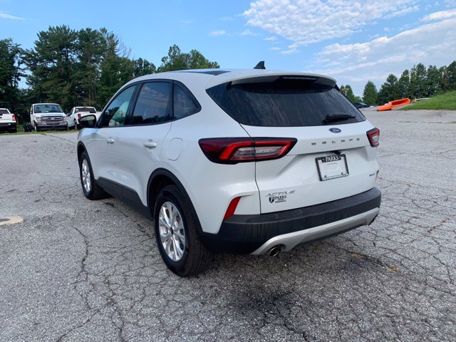 Certified 2025 Ford Escape Active AWD/4WD image 6