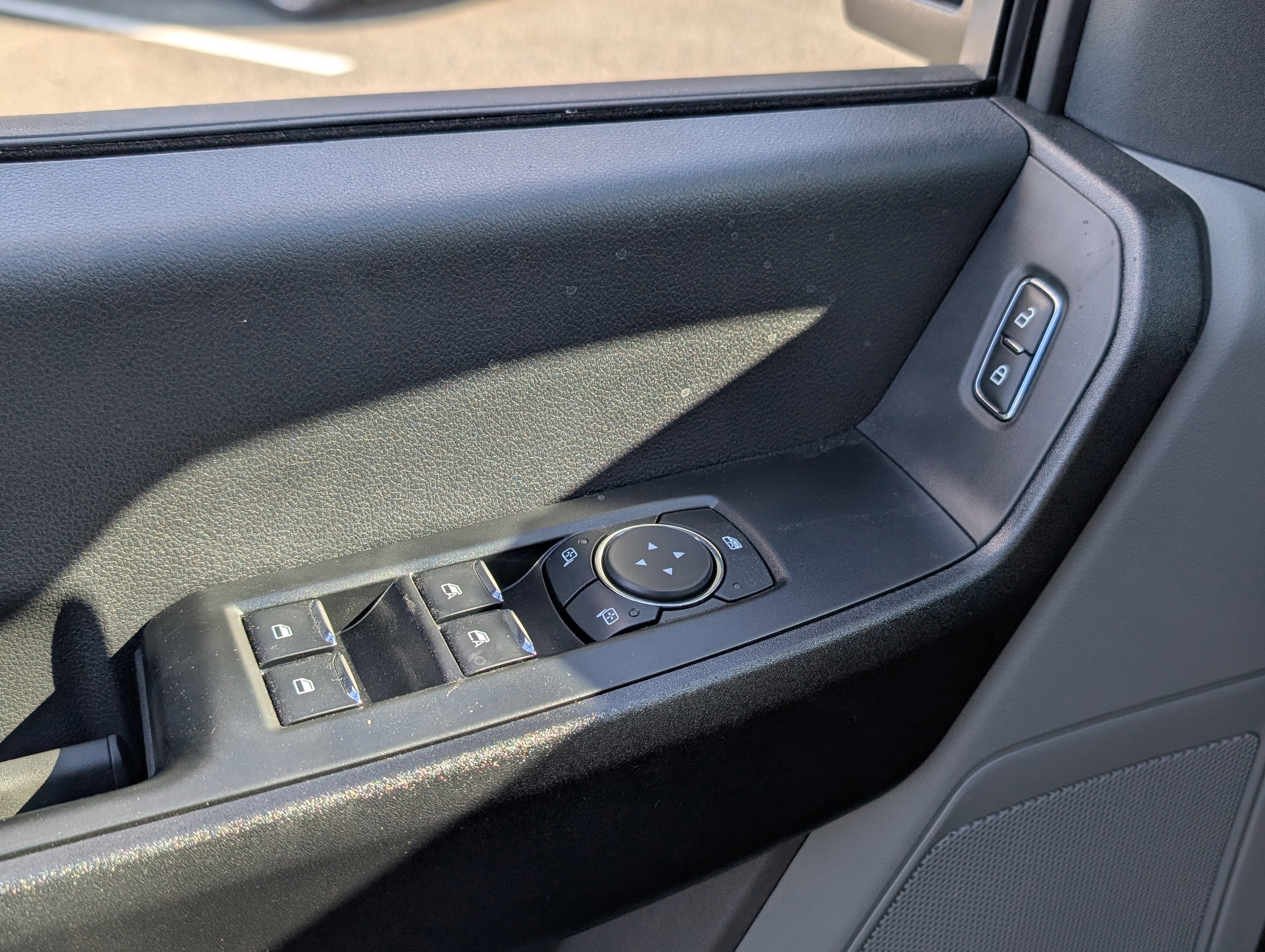 New 2025 Ford F550 4x4 Crew Cab image 26
