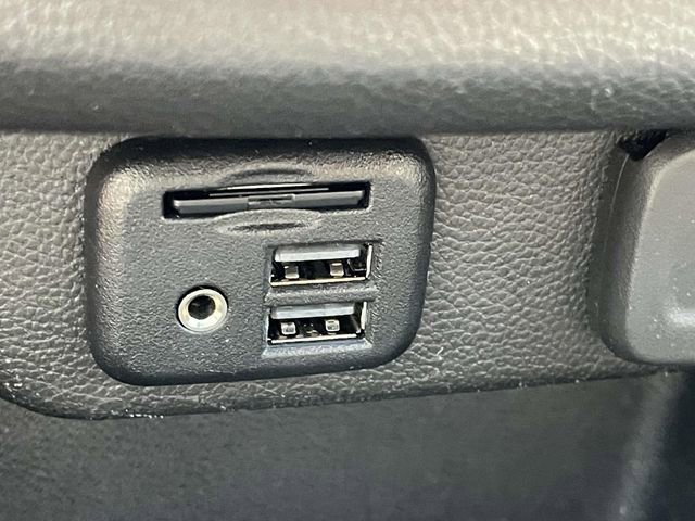 Used 2021 Chevrolet Traverse High Country image 24