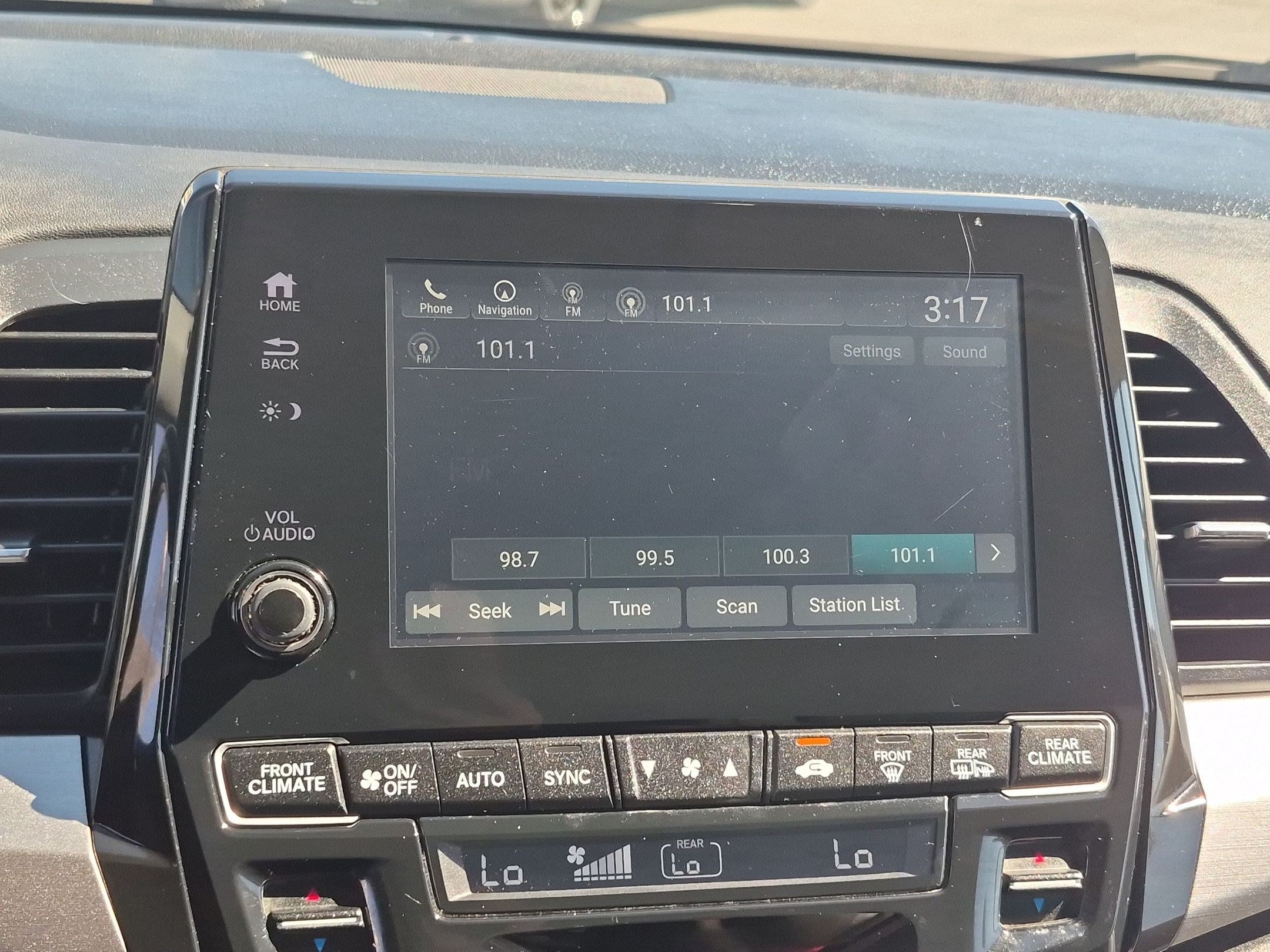 Used 2018 Honda Odyssey EX-L image 22