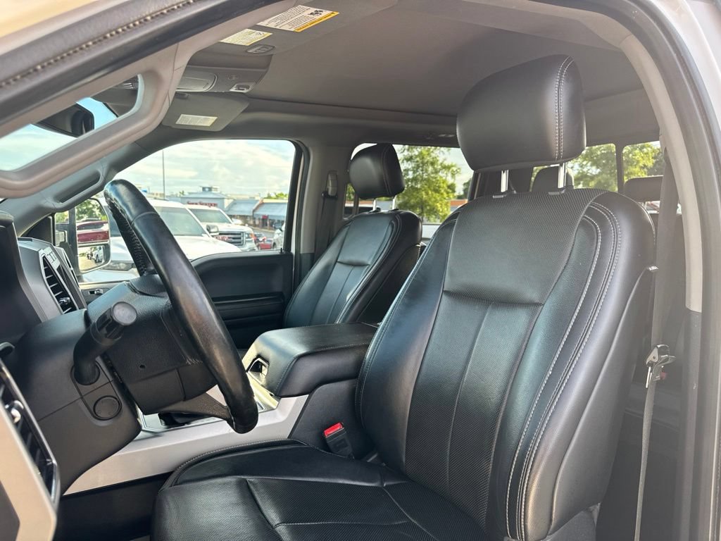 Used 2018 Ford F150 Lariat w/ Equipment Group 502A Luxury AWD/4WD image 13