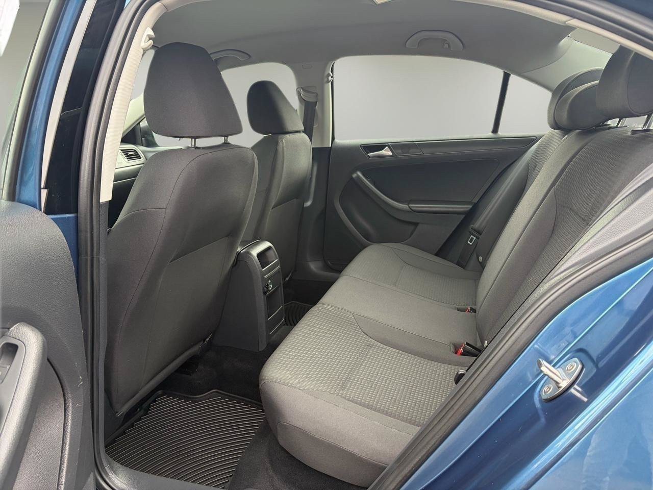 Used 2015 Volkswagen Jetta S FWD image 12