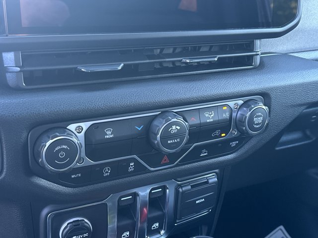 New 2026 Jeep Wrangler Sport AWD/4WD image 22