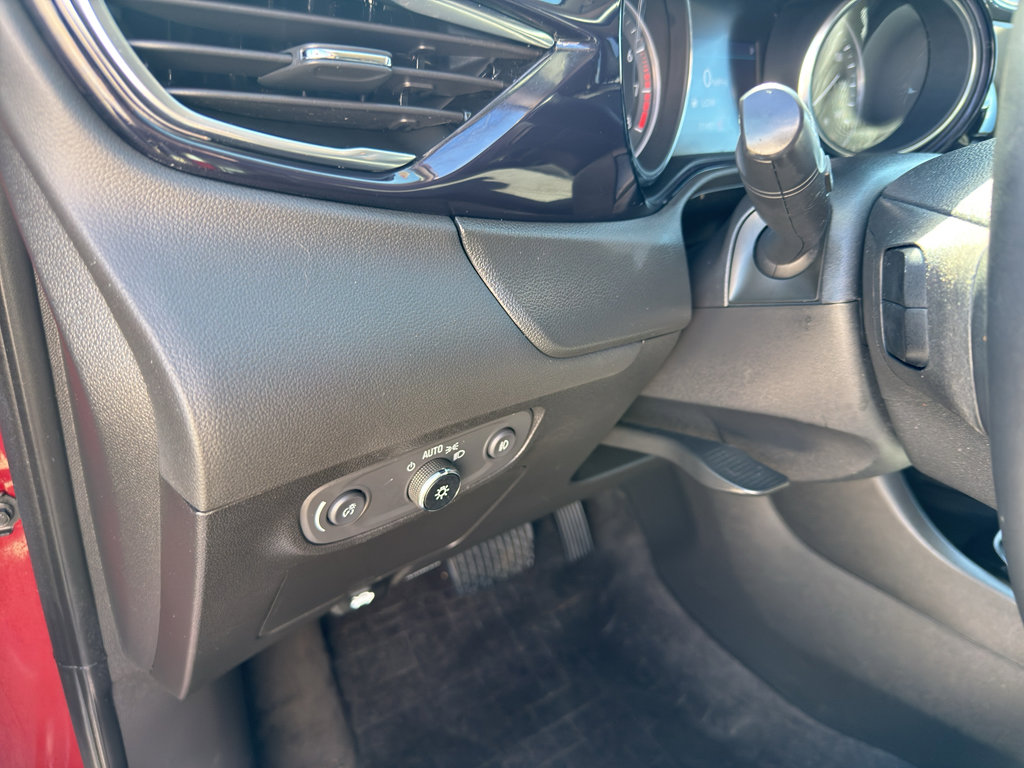 Used 2023 Buick Encore GX Select w/ Sport Touring Package FWD image 15