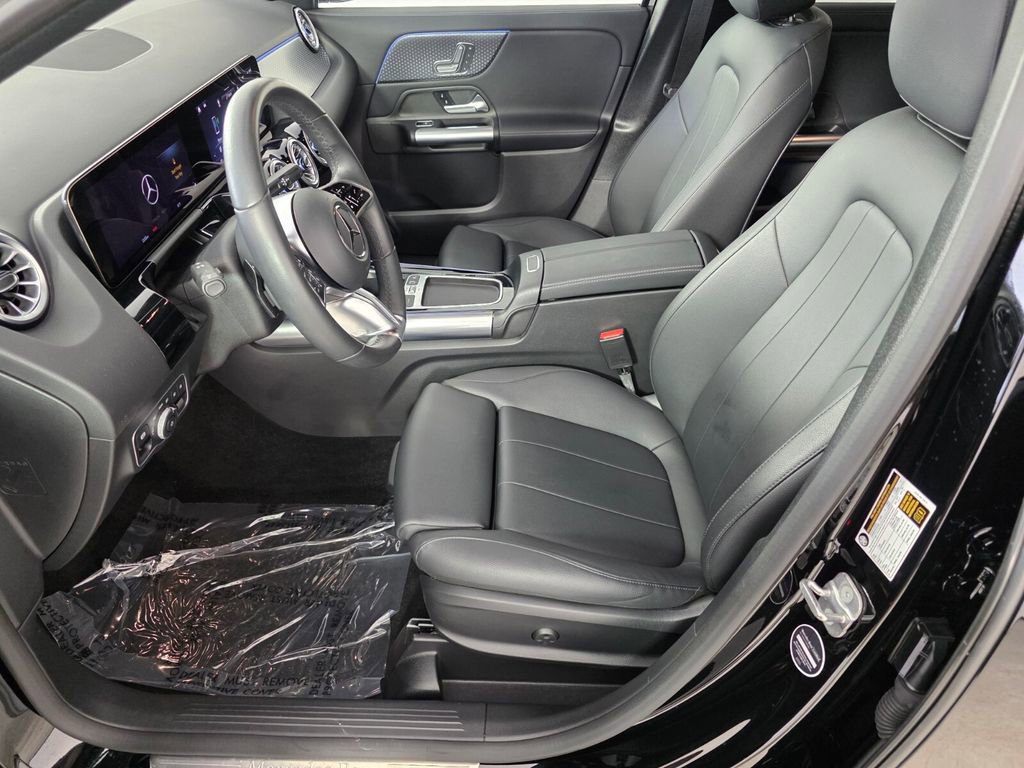 Certified 2025 Mercedes-Benz GLA 250 image 9