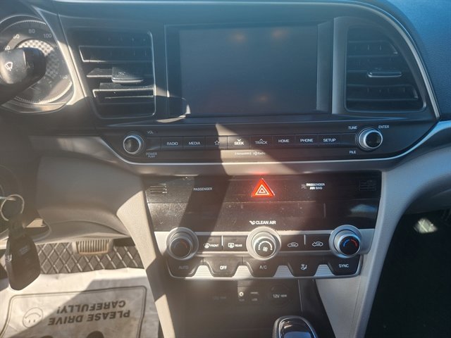 Used 2020 Hyundai Elantra SEL FWD image 9