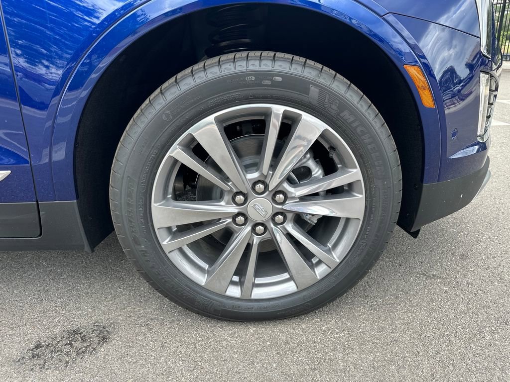 New 2026 Cadillac XT5 Premium Luxury w/ Driver Assist Package FWD image 15