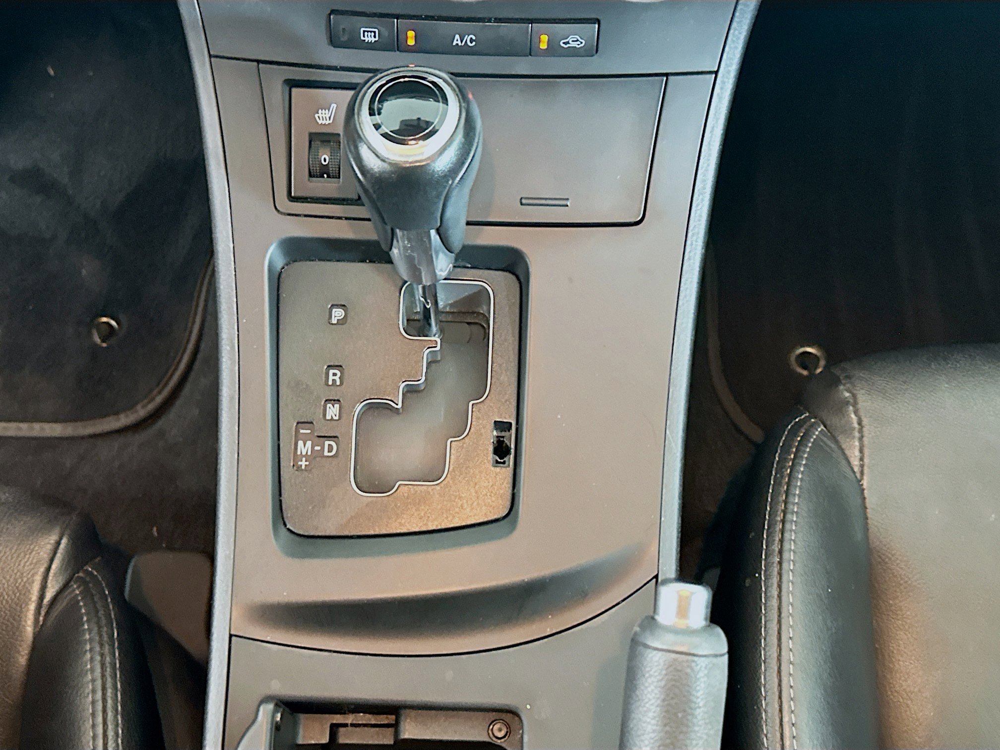 Used 2012 MAZDA MAZDA3 i Grand Touring w/ Tech Pkg FWD image 23