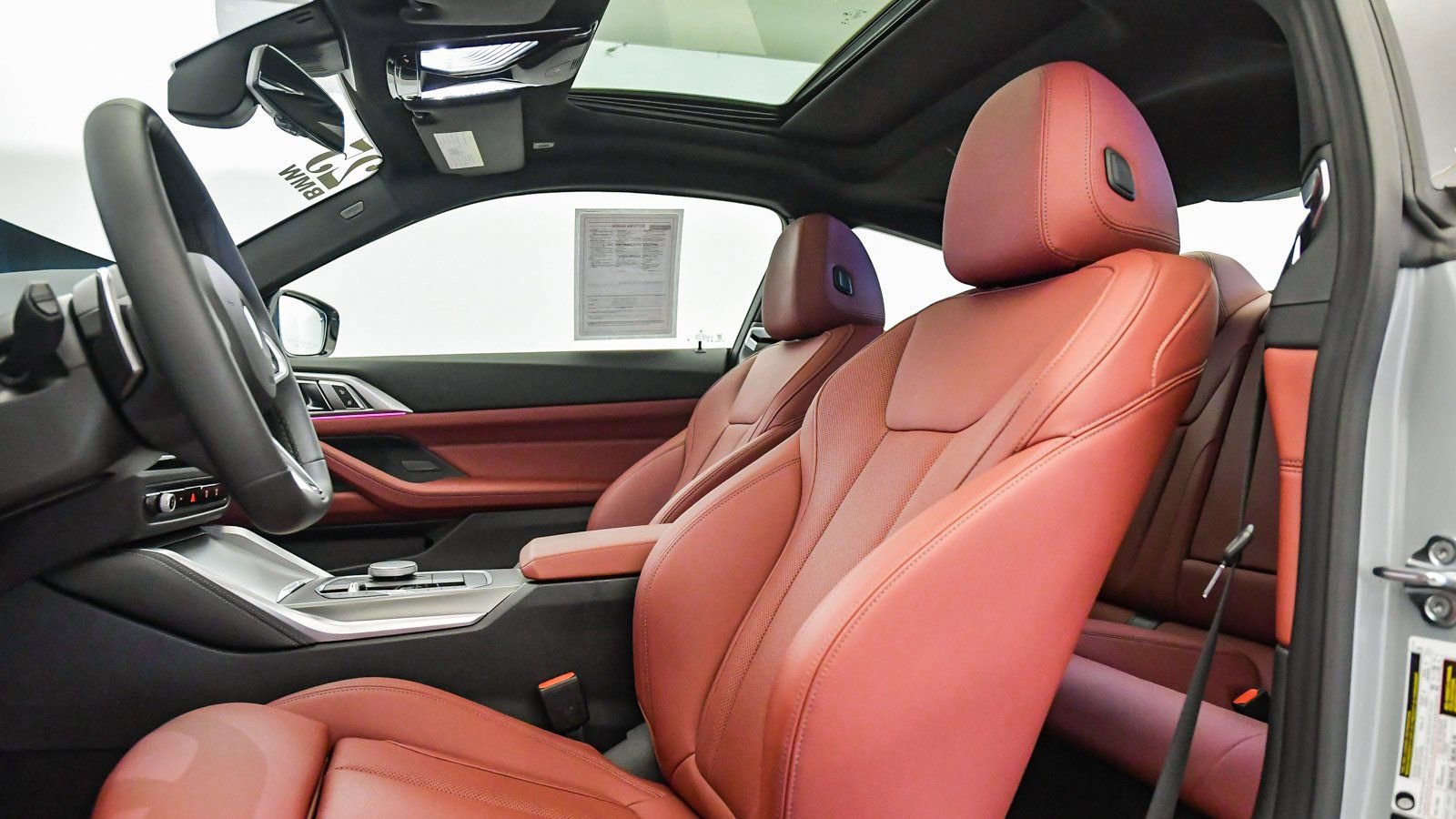 Used 2025 BMW 430i Coupe w/ M Sport Package image 21