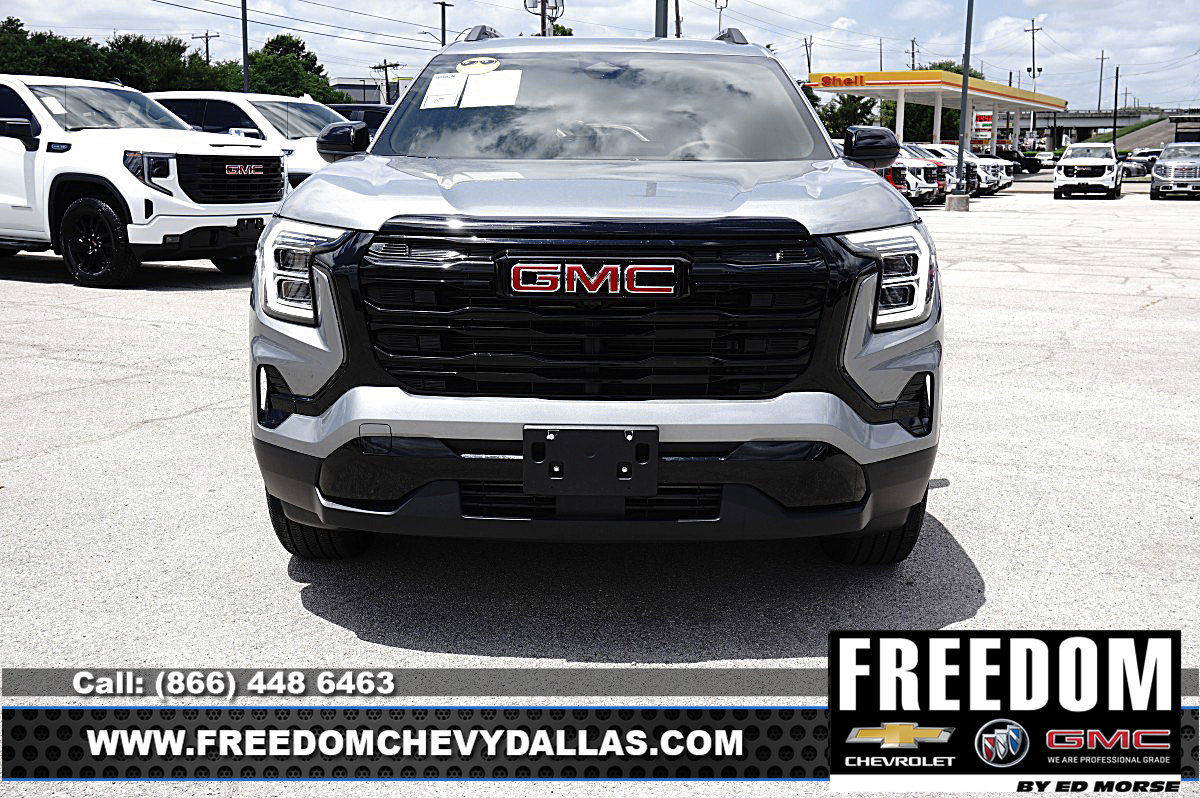 New 2026 GMC Terrain Elevation w/ Elevation Premium Package FWD image 2