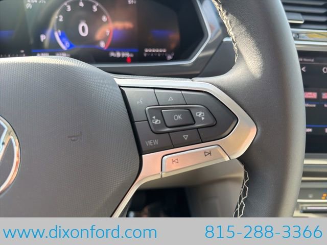 Used 2024 Volkswagen Tiguan SE image 15