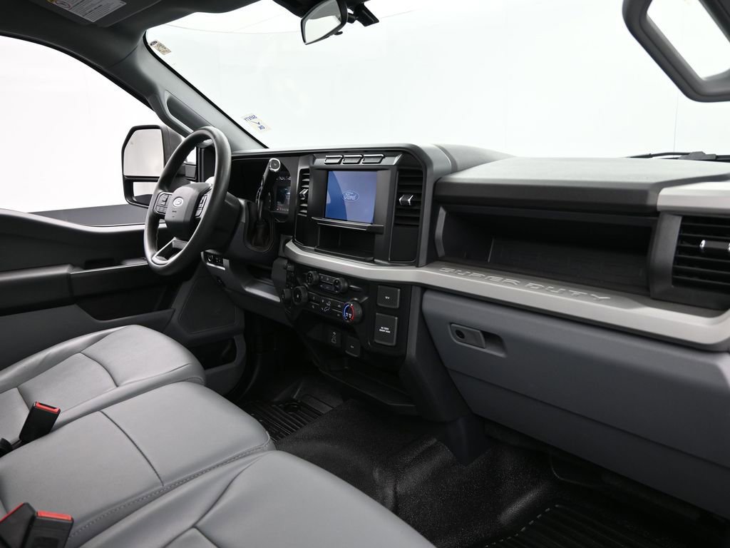 Used 2024 Ford F350 XL w/ XL Chrome Package image 26