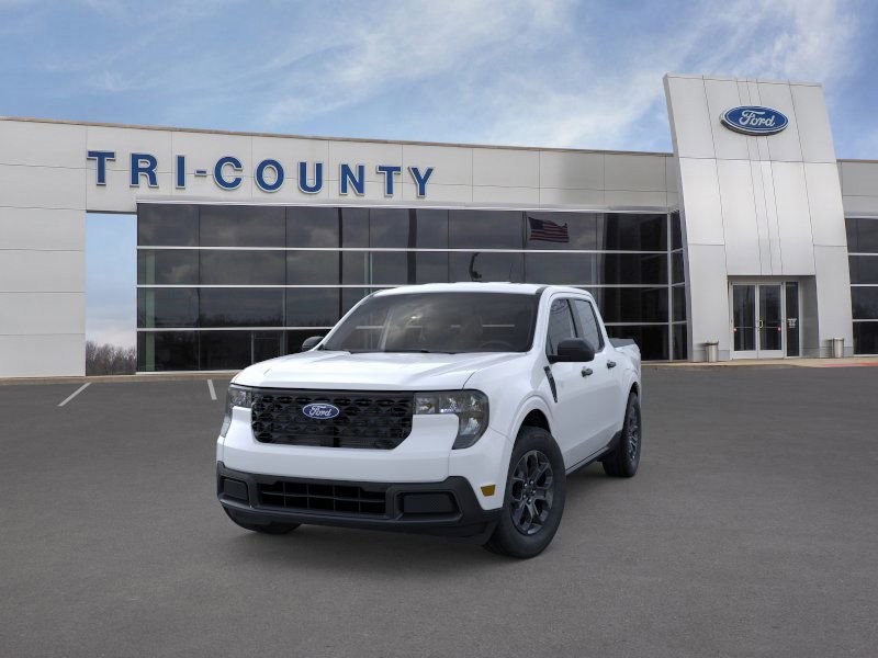 New 2025 Ford Maverick XLT w/ Equipment Group 301A image 2