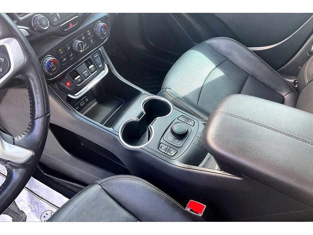 Used 2021 GMC Terrain SLT w/ Elevation Edition AWD/4WD image 15