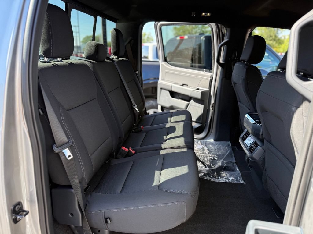 New 2026 Ford F150 XLT w/ Equipment Group 302A MID AWD/4WD image 18
