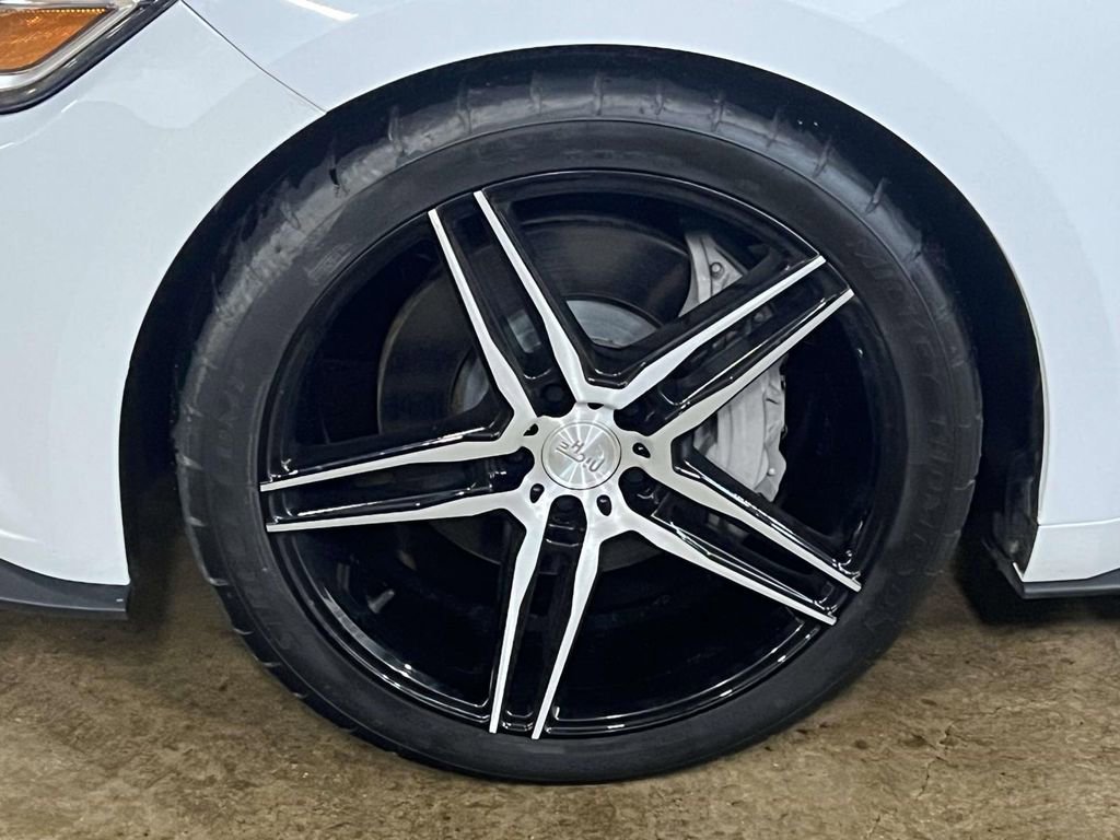 Used 2016 Ford Mustang GT Premium image 25