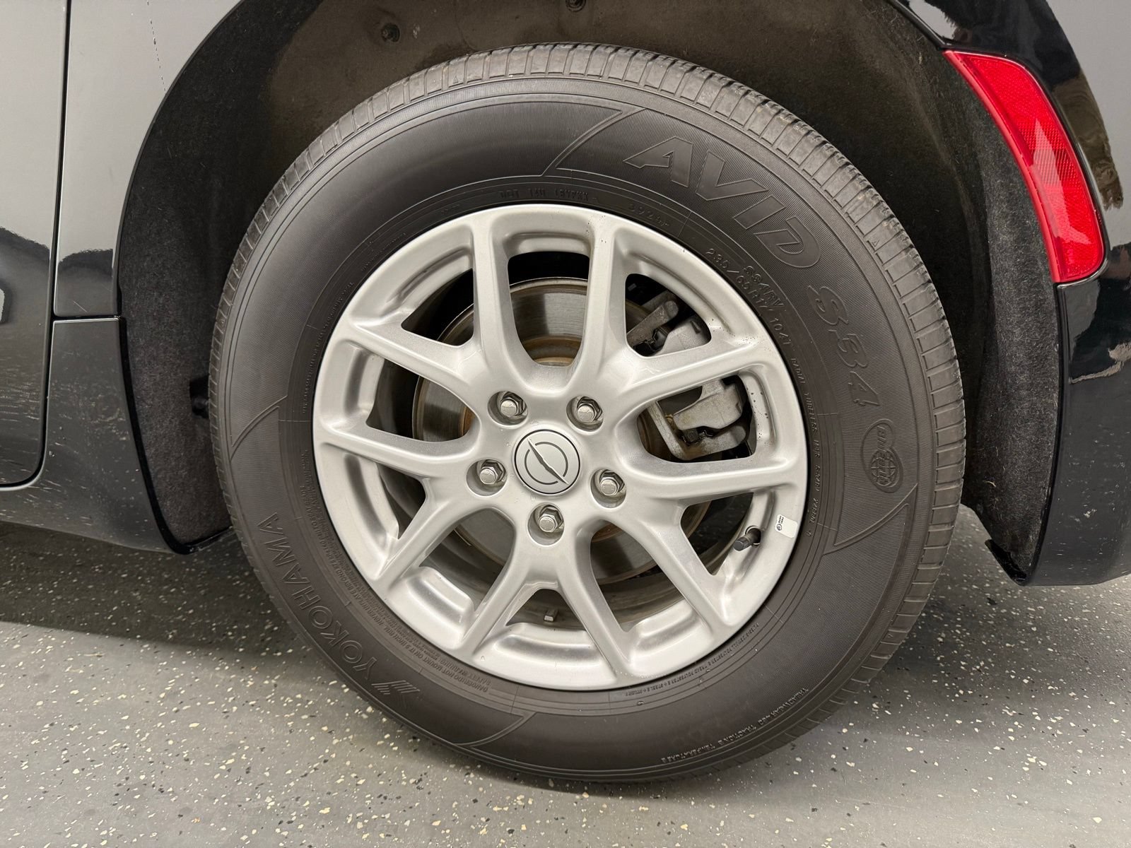 Used 2025 Chrysler Pacifica Select FWD image 19
