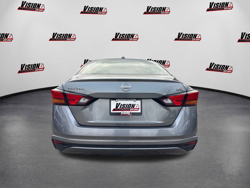 Used 2023 Nissan Altima 2.5 SV image 6