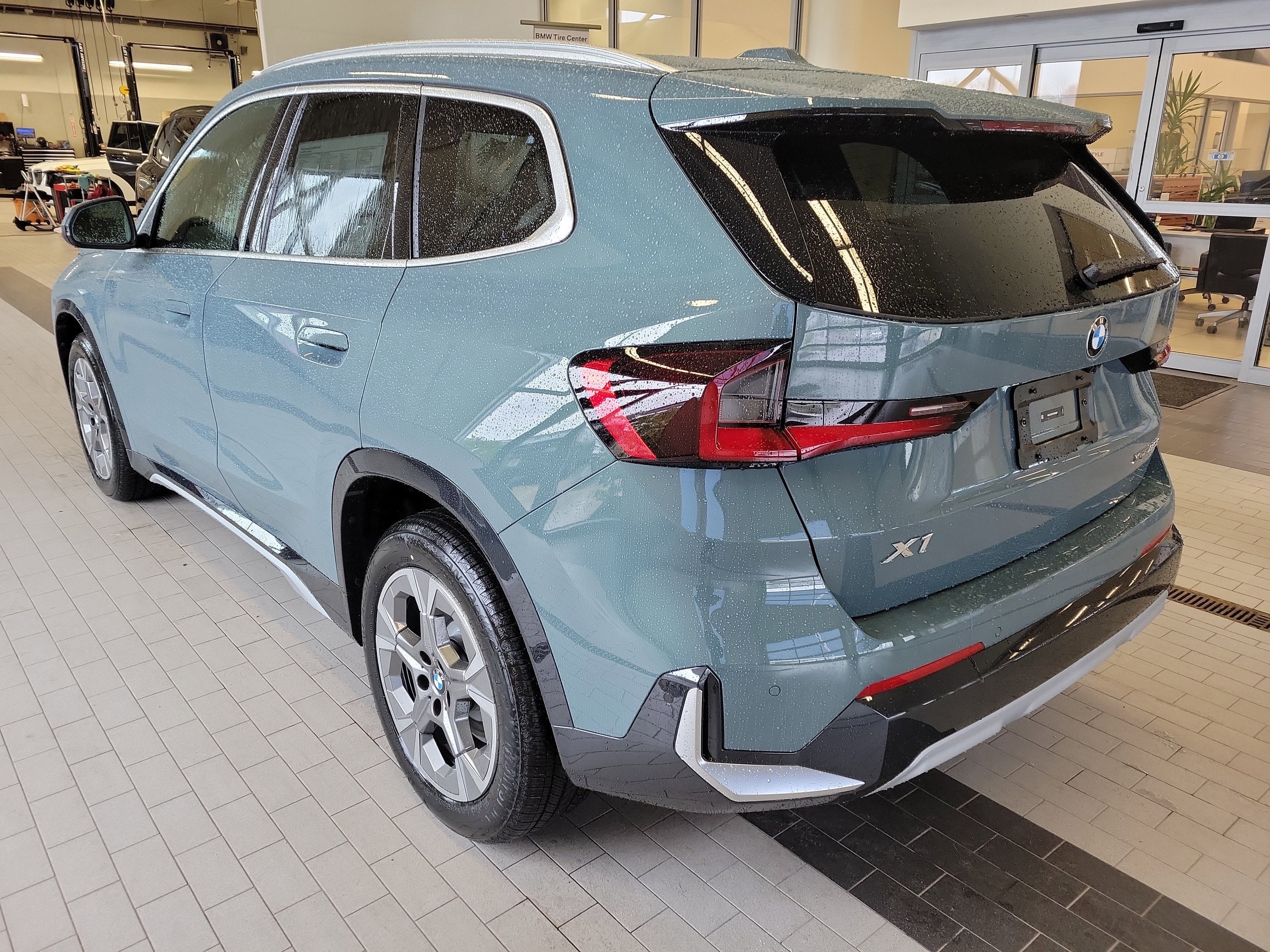 New 2026 BMW X1 xDrive28i w/ Convenience Package AWD/4WD image 5