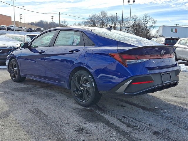 New 2026 Hyundai Elantra Sport image 3