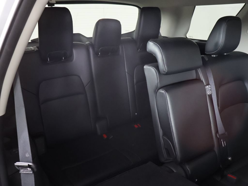 Used 2023 Nissan Pathfinder SL AWD/4WD image 36