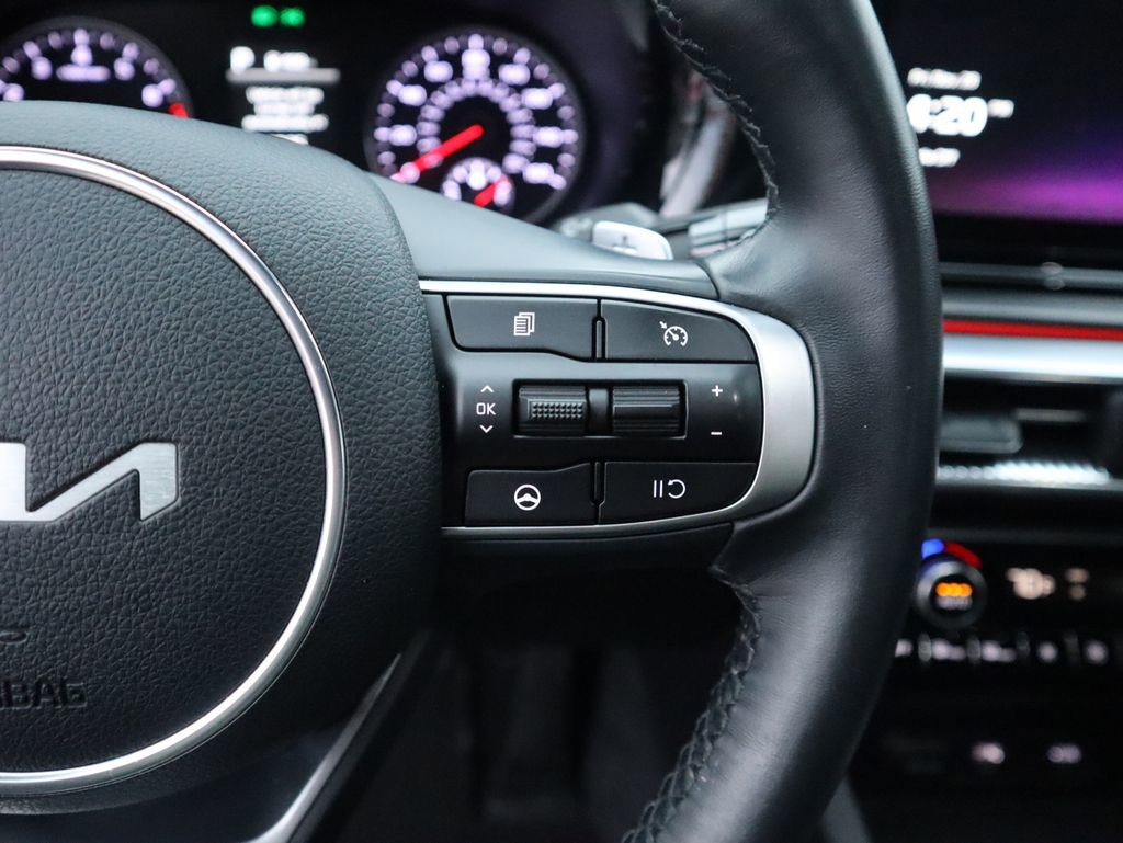 Used 2024 Kia K5 GT image 28