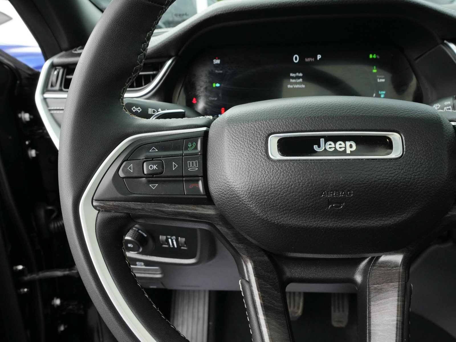 Used 2024 Jeep Grand Cherokee Limited 4xe AWD/4WD image 19