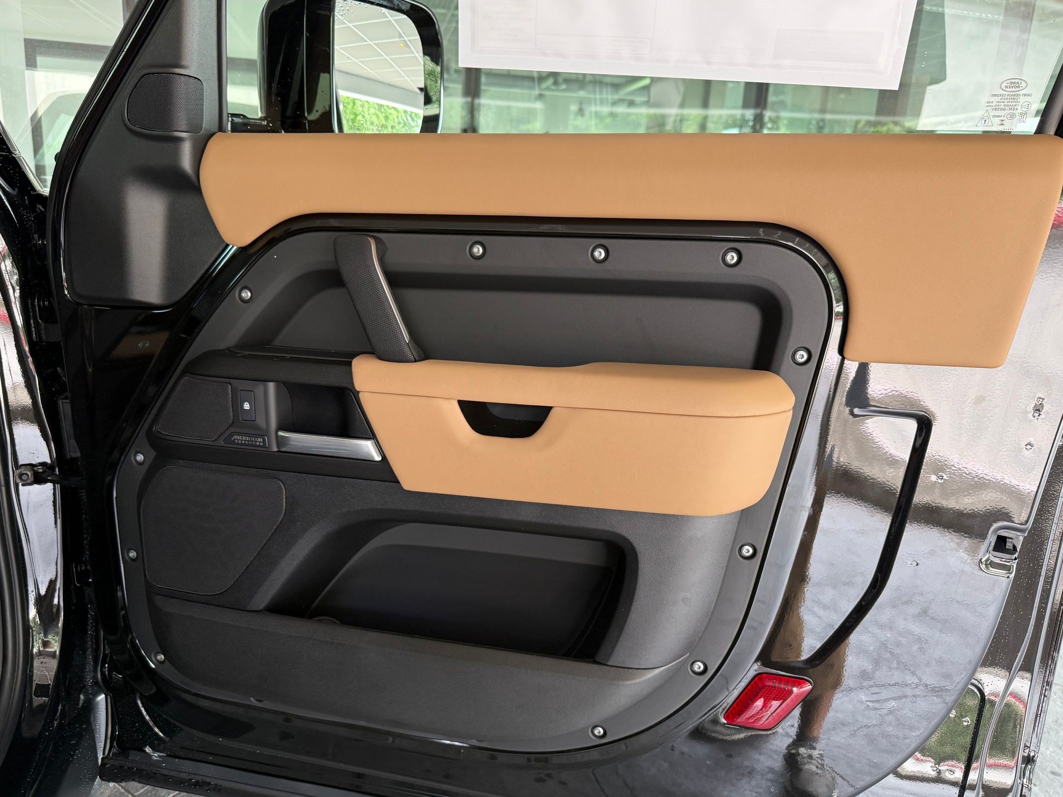 New 2026 Land Rover Defender 90 V8 AWD/4WD image 20