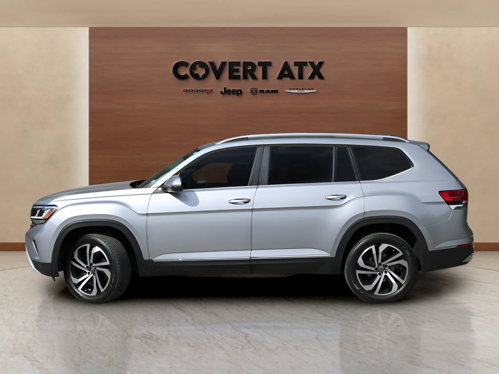 Used 2023 Volkswagen Atlas SEL AWD/4WD image 2