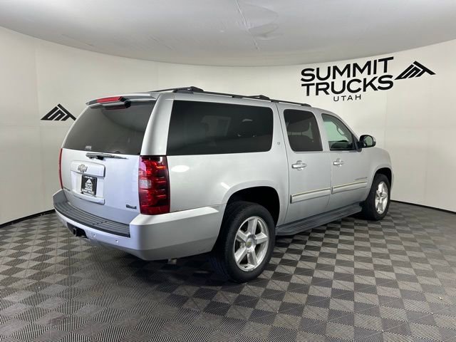 Used 2010 Chevrolet Suburban LT AWD/4WD image 3