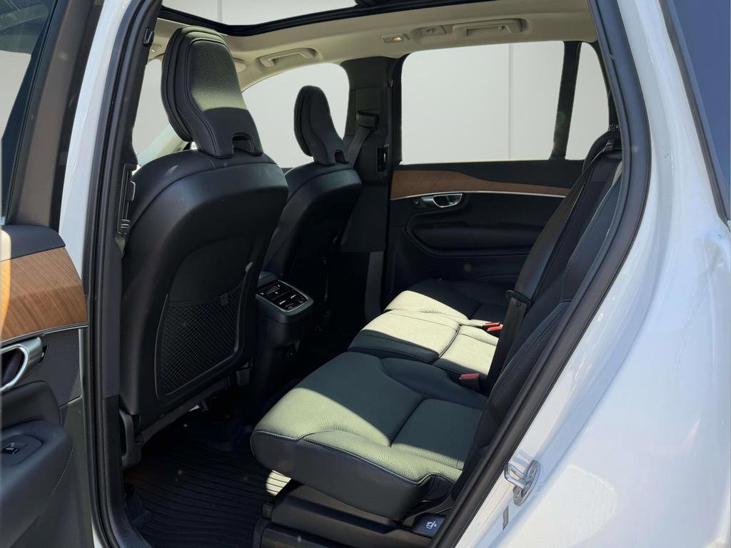 Used 2024 Volvo XC90 B6 Plus w/ Protection Package AWD/4WD image 14