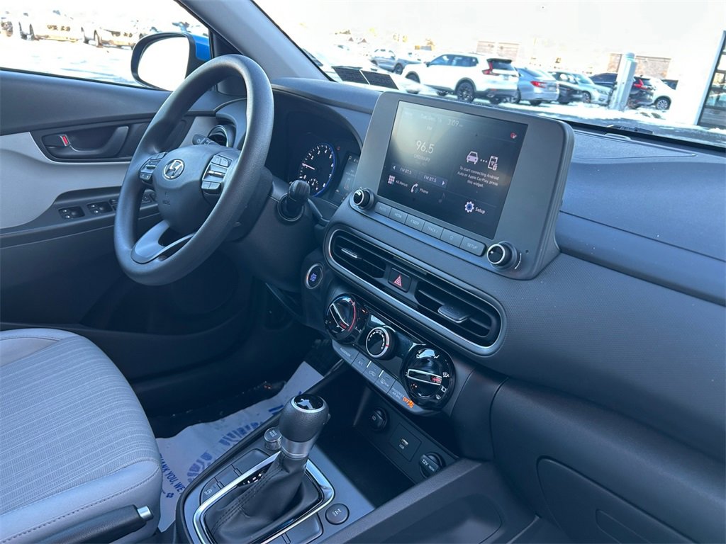 Used 2022 Hyundai Kona SEL image 17