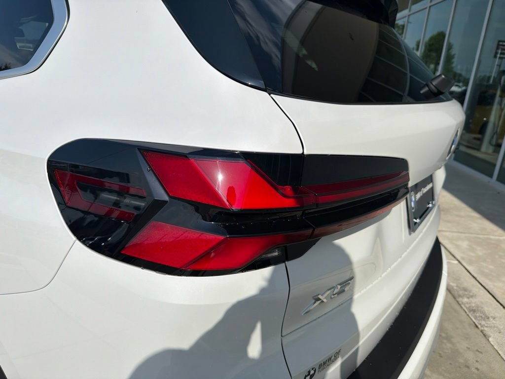 New 2026 BMW X5 xDrive40i w/ Premium Package AWD/4WD image 14