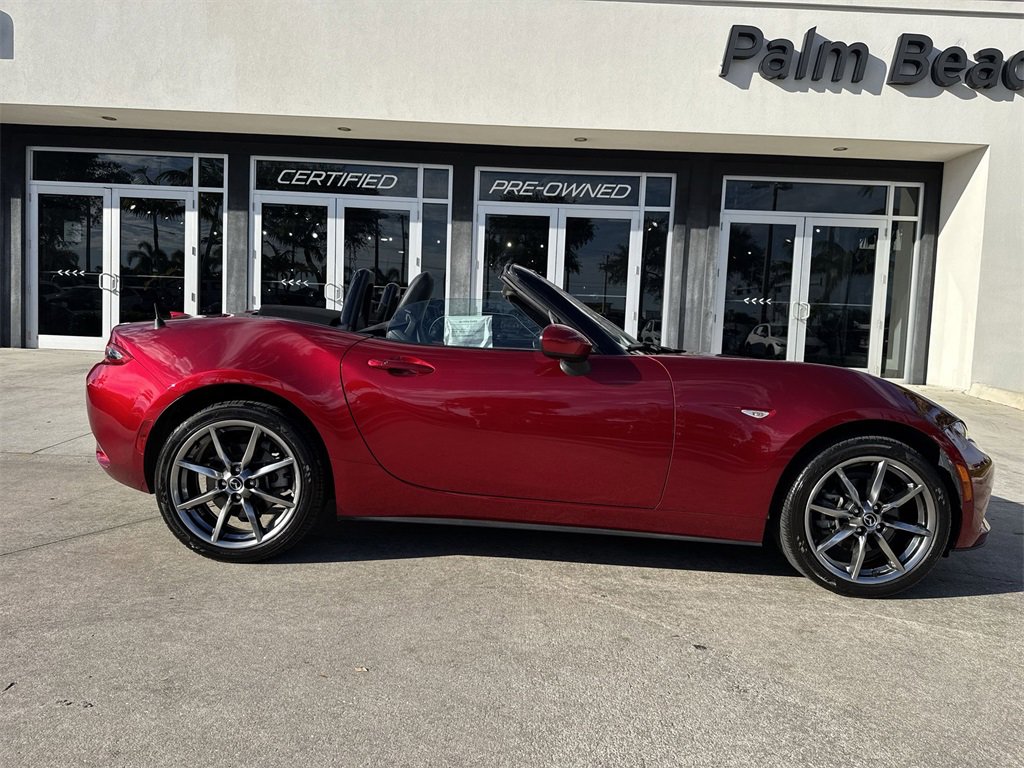 Used 2022 MAZDA MX-5 Miata Grand Touring w/ Weather Package image 24