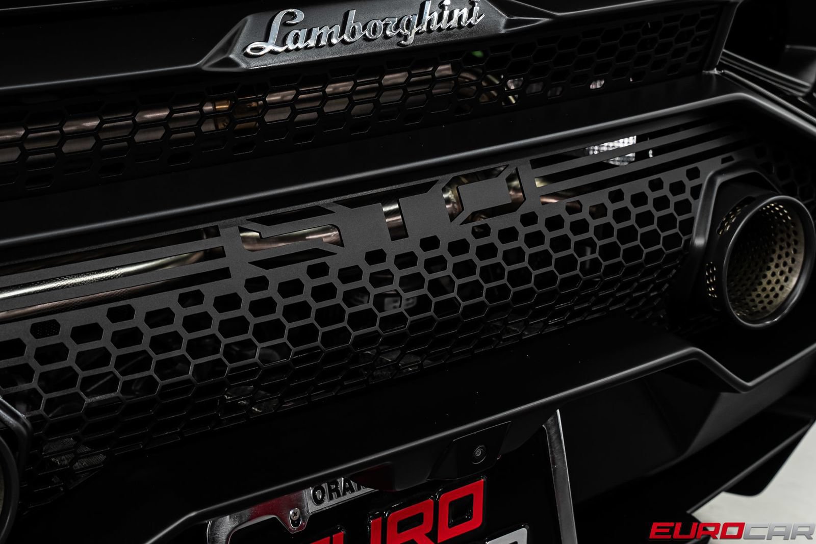 Used 2022 Lamborghini Huracan STO RWD image 25