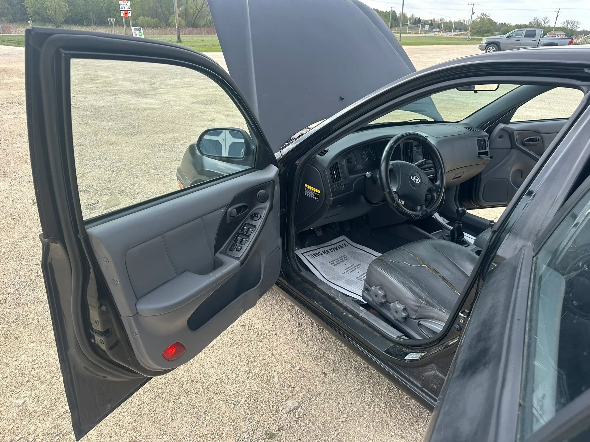 Used 2005 Hyundai Elantra GLS FWD image 9