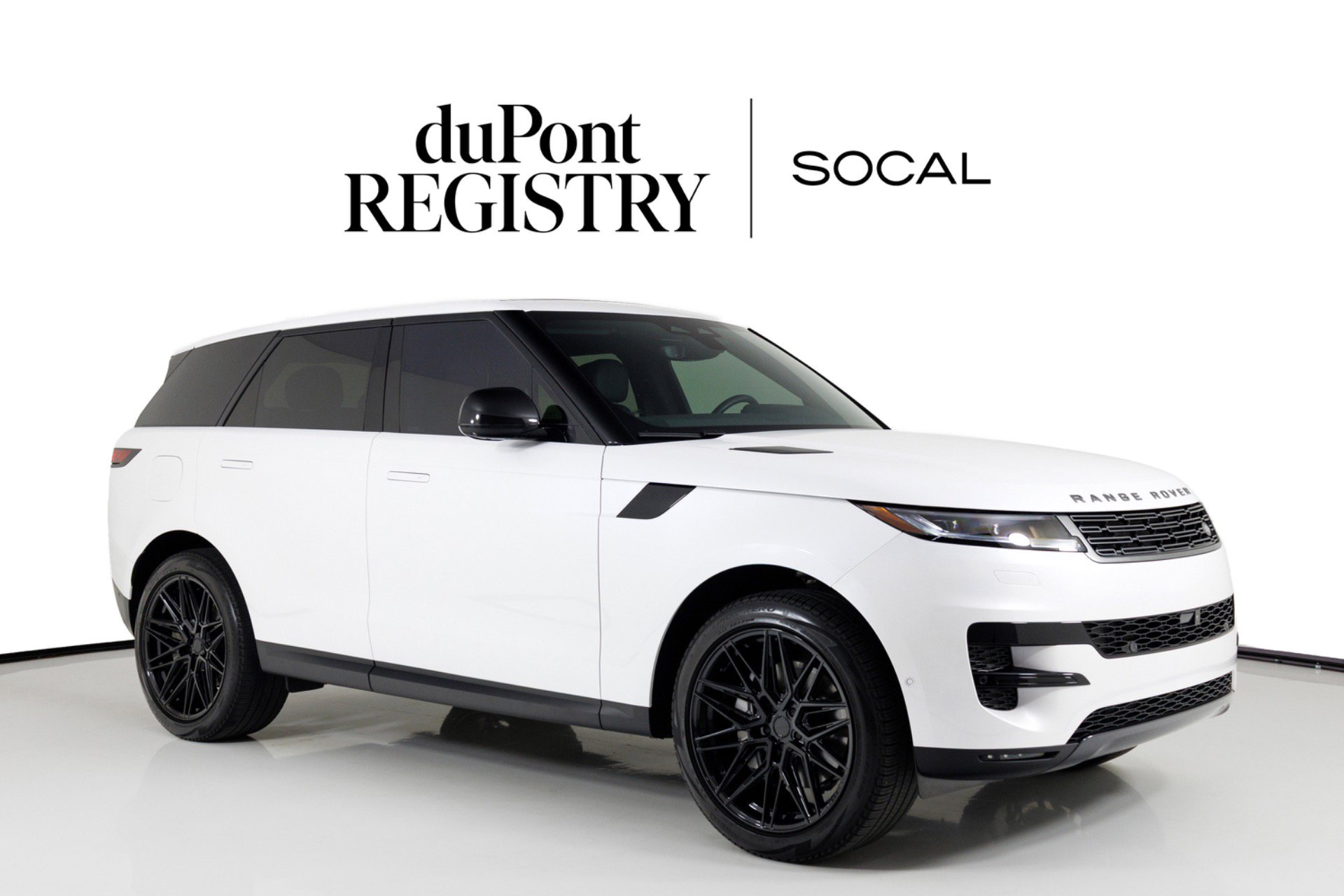 Used 2024 Land Rover Range Rover Sport SE AWD/4WD image 1