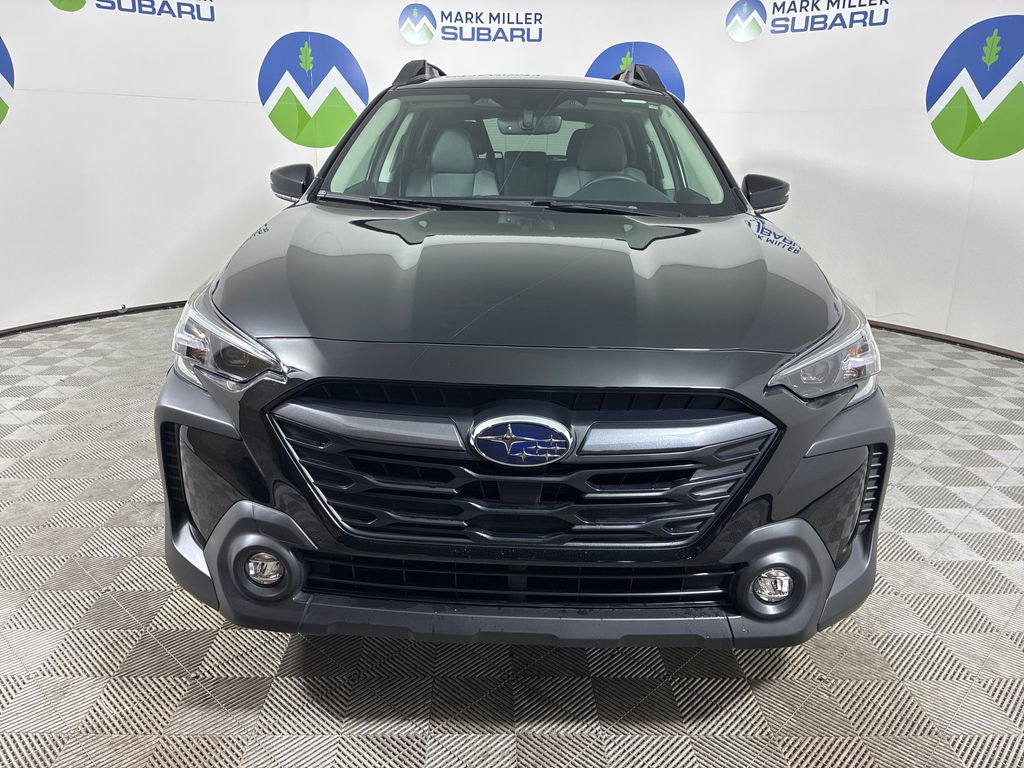 Certified 2025 Subaru Outback Premium AWD/4WD image 2